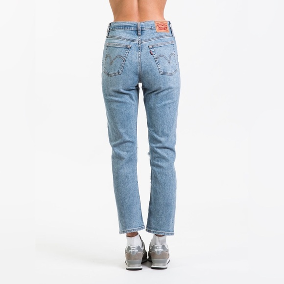 Levi’s 501 Women’s High Rise Distressed Straight Leg Jeans W24 L30 Button Fly - Picture 2 of 12